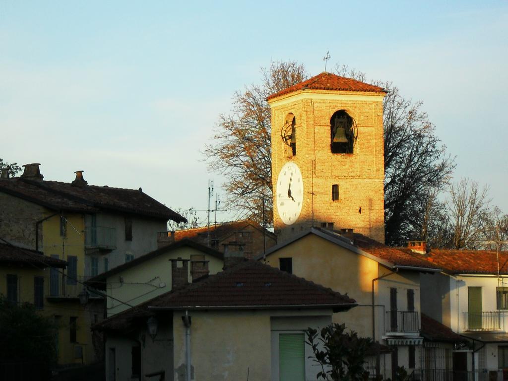Il Cortiletto Dei Capperi Panzió Gassino Torinese Kültér fotó
